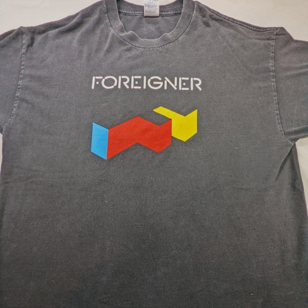 Foreigner 2007 World Tour Concert Tee with tour cities on back XL